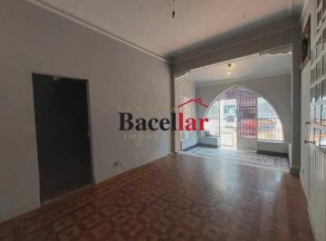 Casa · 396m² · 8 Quartos · 1 Vaga · Casa com 8 Quartos e 5 banheiros à Venda no Maracanã!!! Próximo ao Colégio Milit
