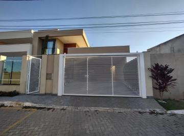 Casa de 3 quartos, Águas Claras · Linda casa de 3 quartos no conjunto 5 em Arniqueiras