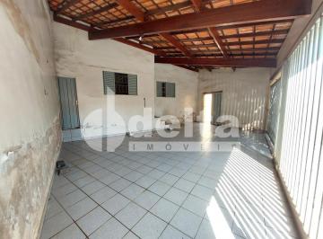 NULL · Casa residencial disponível para venda no bairro Centro em Uberlândia-MG