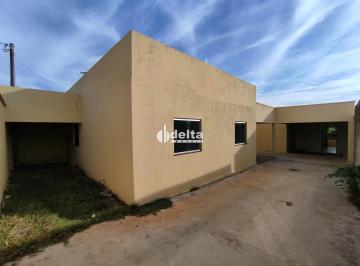 Casa · 360m² · 3 Quartos · 2 Vagas · Casa com 2 quartos disponível para venda e locação no bairro Jardim Ipanema em Uberlândia-MG.