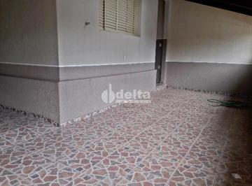 NULL · Casa residencial disponível para venda no bairro Nossa Senhora Aparecida em Uberlândia-MG