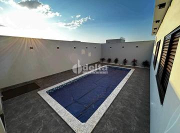 NULL · Casa residencial disponível para venda no bairro Quinta Alto Umuarama em Uberlândia - MG.