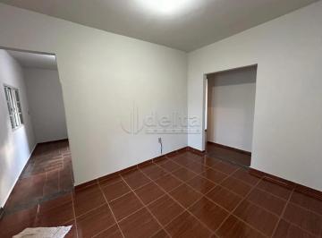 Casa · 250m² · 4 Quartos · 2 Vagas · Casa residencial com 4 quartos disponível para venda no bairro Morumbi em Uberlândia-MG