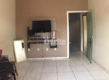 NULL · Casa residencial disponível para venda no Bairro Jardim Europa em Uberlândia-MG