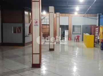 NULL · Galpão disponível para venda no bairro Santa Mônica em Uberlândia-MG