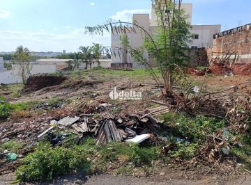 Photo 1 · Área disponível para venda 720 m² no bairro Martins em Uberlândia-MG