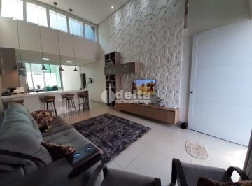 NULL · Casa residencial disponível para venda no bairro Minas Gerais em Uberlândia-MG
