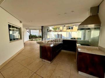 NULL · Casa no condomínio Gavea Hill 1 disponível para venda em Uberlândia-MG