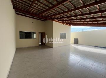 NULL · Casa residencial disponível para venda no bairro Santa Rosa em Uberlândia-MG
