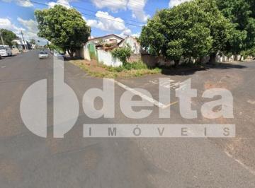 NULL · Terreno disponível para venda no bairro Osvaldo Rezende em Uberlândia-MG