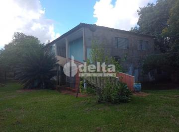 NULL · Rural Chácara em Uberlândia