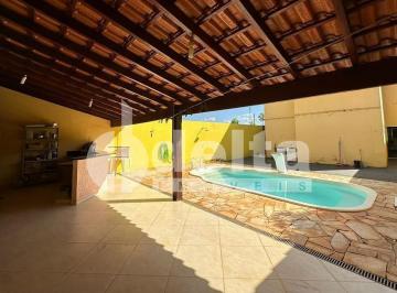 NULL · Casa Residencial Padrão em Uberlândia