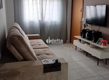 Casa · 360m² · 2 Quartos · 1 Vaga · Casa residencial disponível para venda no bairro Santa Rosa em Uberlândia-MG
