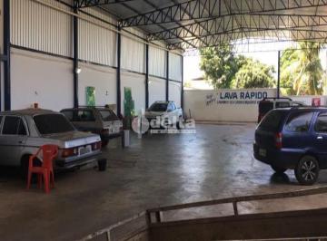 NULL · Galpão disponível para venda no bairro Umuarama em Uberlândia-MG