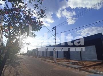 NULL · Galpão disponível para venda no bairro Shopping Park em Uberlândia-MG
