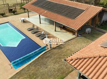 Rural · 7397m² · 4 Quartos · 3 Vagas · Chácara disponível para venda na região rural em Uberlândia-MG