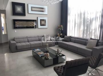 NULL · Casa residencial disponível para venda no bairro Jardim Karaíba em Uberlândia-MG