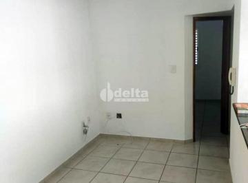 NULL · Apartamento residencial disponível para venda no bairro Santa Mônica em Uberlândia-MG