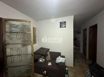 NULL · Casa residencial 3 quartos disponível para venda no bairro Segismundo Pereira em Uberlândia-MG