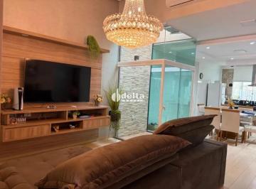 Photo 1 · Casa com 3 quartos sendo 1 suíte disponível para venda no bairro Minas Gerais em