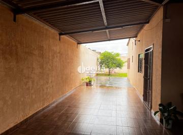 Casa · 250m² · 2 Quartos · 4 Vagas · Casa disponível para venda no bairro Morumbi em Uberlândia MG