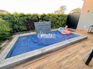 Photo 1 · Casa no condomínio Alphaville 1 disponível para venda em Uberlândia-MG