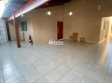 Photo 1 · Casa residencial disponível para venda no bairro Alto Umuarama em Uberlândia-MG