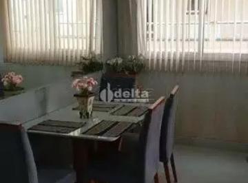 Apartamento · 79m² · 3 Quartos · 1 Vaga · Apartamento disponível para venda no bairro Segismundo Pereira em Uberlândia-MG