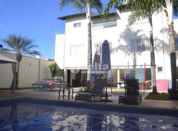 NULL · Casa residencial disponível para venda no bairro Jardim Colina em Uberlândia-MG