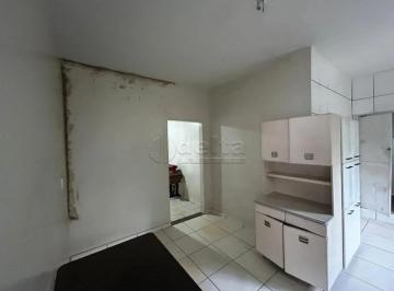 Casa · 360m² · 3 Quartos · 2 Vagas · Casa residencial com 3 quartos sendo 1 suíte disponível para venda no bairro Santa Mônica em Uberlân