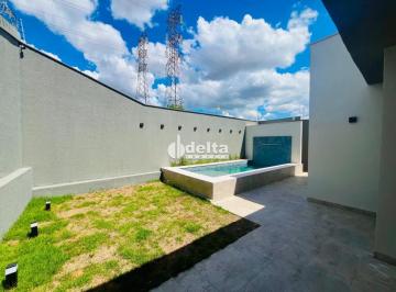 Casa · 360m² · 3 Quartos · 4 Vagas · Casa disponível para venda no bairro  Jardim Karaíba / Jardim Inconfidência em Uberlândia-MG