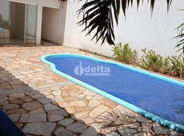NULL · Casa residencial disponível para venda no bairro Dona Zulmira em Uberlândia - MG
