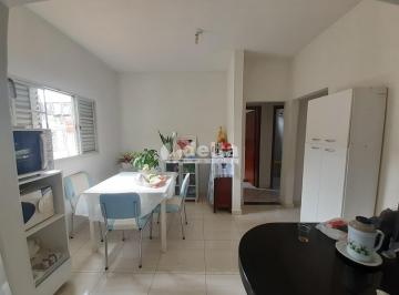 NULL · Casa residencial com 6 quartos disponível para venda no bairro Alto Umuarama em