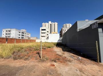 NULL · Terreno disponível para venda 300 m² no bairro Novo Mundo em Uberlândia-MG