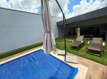 Casa · 425m² · 3 Quartos · 3 Vagas · Casa residencial  disponível para venda no bairro Cidade Jardim em Uberlândia-MG