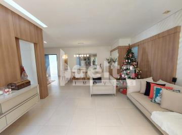 NULL · Casa residencial disponível para venda no bairro Santa Mônica em Uberlândia-MG