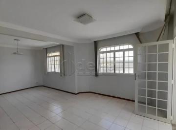 Apartamento · 102m² · 3 Quartos · 1 Vaga · Apartamento disponível para locação e venda no bairro Osvaldo Rezende em Uberlândia-MG