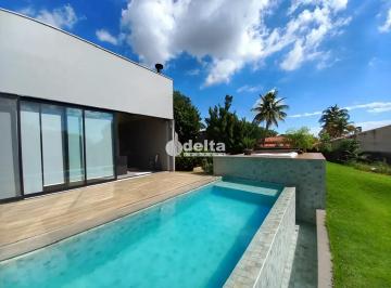 Rural · 5000m² · 6 Quartos · 20 Vagas · Chácara disponível para venda no bairro Mansões Aeroporto em Uberlândia-MG