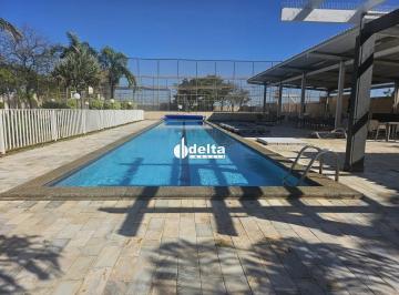 Casa · 150m² · 5 Quartos · 2 Vagas · Casa no condomínio com 5 quartos sendo 2 suítes disponível para venda em Uberlândia-MG