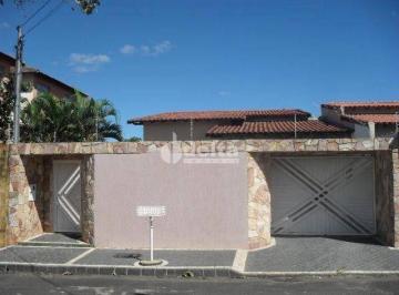 Photo 1 · Casa residencial disponível para venda no bairro Custódio Pereira em Uberlândia-MG