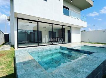 NULL · Casa no condomínio Jardim Versailles disponível para venda em Uberlândia-MG