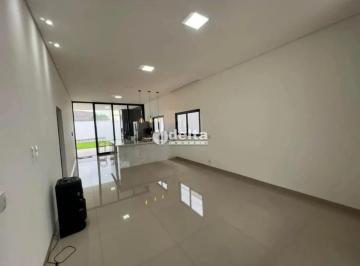 Casa · 360m² · 3 Quartos · 3 Vagas · Casa residencial disponível para venda no bairro Jardim Karaíba em Uberlândia-MG