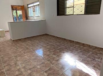 Casa de 3 quartos, Anápolis · Rua Bernardo Sayão - Excelente localização.