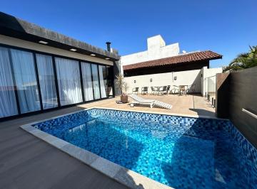 Foto 01 · Casa, Parque Residencial Itapeti, Mogi das Cruzes, SP