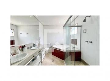 Sobre o imóvel: Anunciamos essa casa espaçosa, com infraestrutura de qualidade, · Casa à Venda - Santa Tereza, 3 Quartos, 360 m² - Belo Horizonte