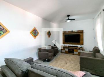 Casa · 360m² · 3 Quartos · 2 Vagas · Casa à Venda - Jardim Industrial, 3 Quartos, 360 m² - Contagem