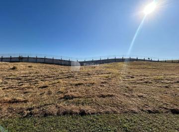 Terreno · 1000m² · Terreno de 1000m² na parte alta do Condomínio Village da Serra, Tremembé