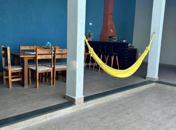 Casa · 84m² · 3 Quartos · 3 Vagas · Casa à venda em Taubaté, Jardim Jaraguá, com 3 quartos, com 250 m²