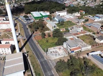 Terreno · 360m² · Lote Comercial com 360m2 de esquina - Asfalto - Água - Luz - Esgoto