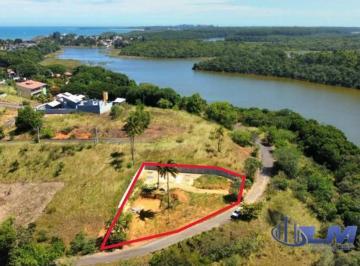 Foto 08 · Terreno à venda em Guarapari-ES: Oportunidade de Investimento - Dois Lotes Murados, Escriturados e R